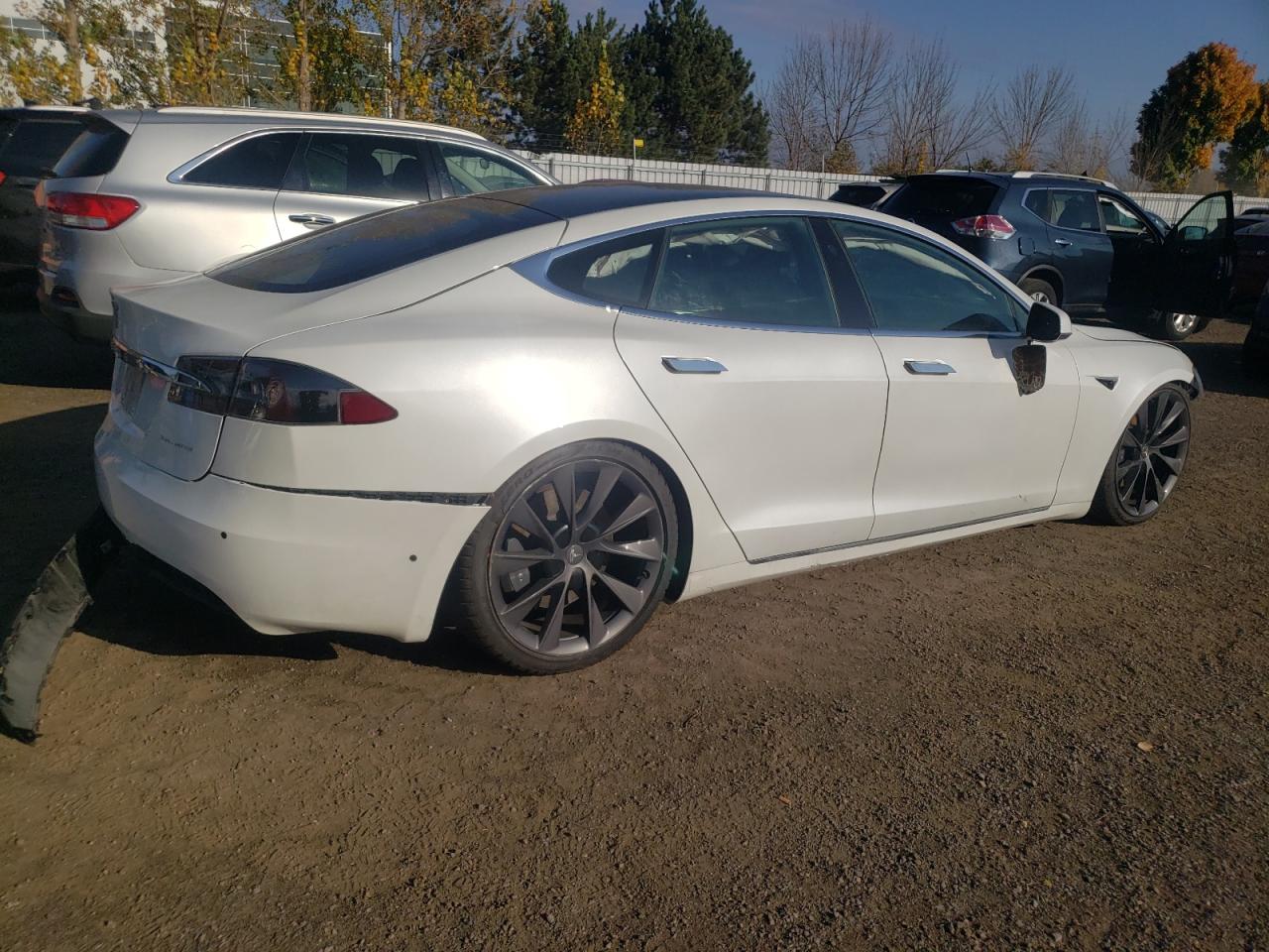 Photo 2 VIN: 5YJSA1E24LF368337 - TESLA MODEL S 