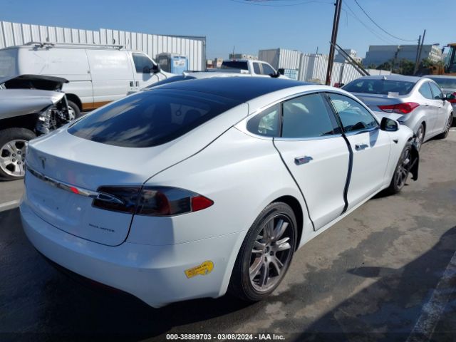 Photo 3 VIN: 5YJSA1E24MF427601 - TESLA MODEL S 