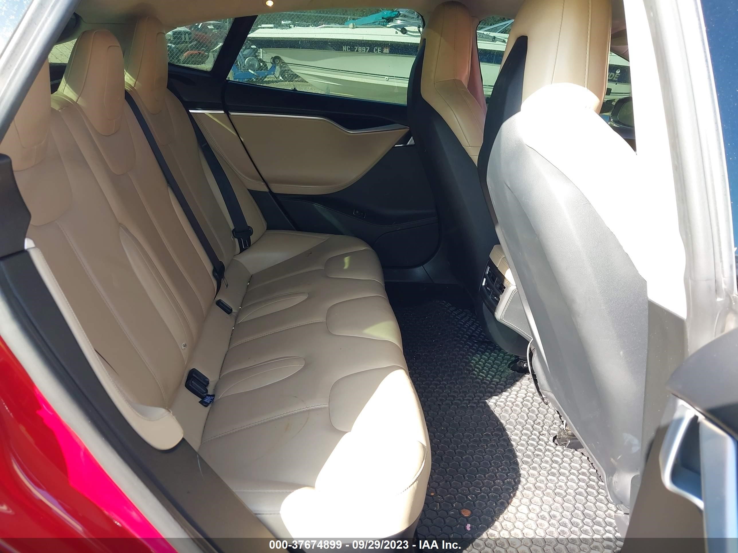 Photo 7 VIN: 5YJSA1E25FF107982 - TESLA MODEL S 