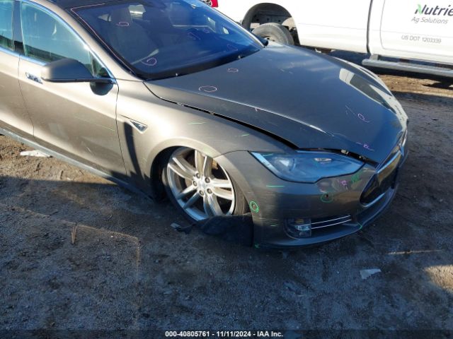 Photo 5 VIN: 5YJSA1E25FF115077 - TESLA MODEL S 