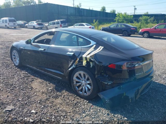 Photo 2 VIN: 5YJSA1E25GF133287 - TESLA MODEL S 