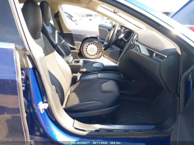 Photo 4 VIN: 5YJSA1E25GF134746 - TESLA MODEL S 