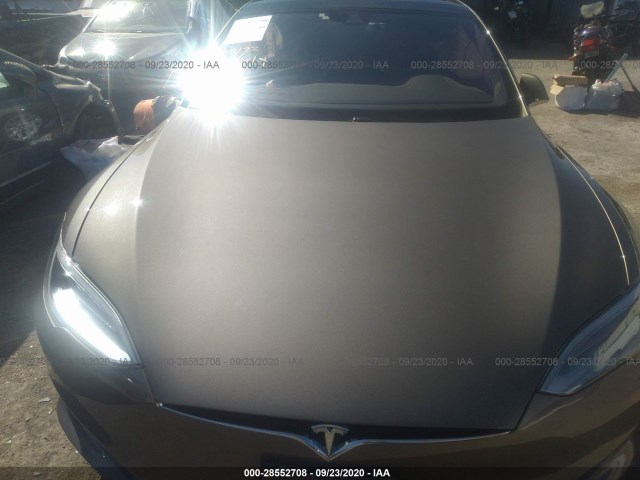 Photo 9 VIN: 5YJSA1E25GF143737 - TESLA MODEL S 