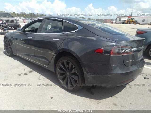 Photo 2 VIN: 5YJSA1E25GF170422 - TESLA MODEL S 