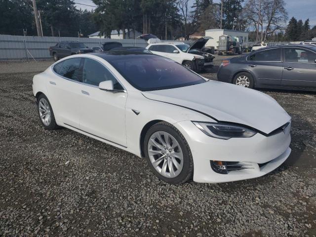 Photo 3 VIN: 5YJSA1E25JF257292 - TESLA MODEL S 