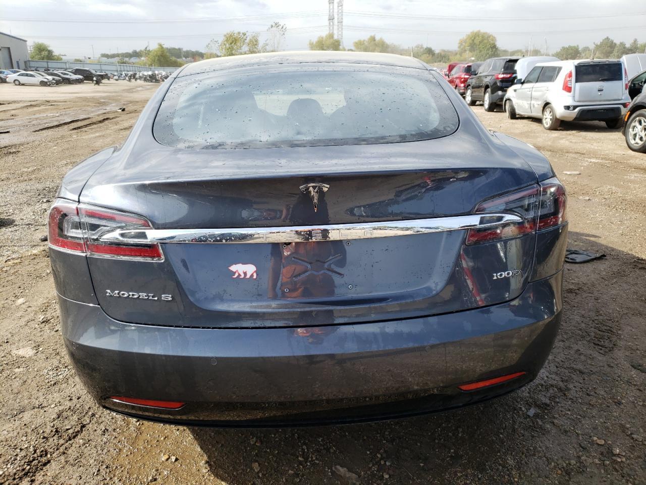 Photo 5 VIN: 5YJSA1E25JF267918 - TESLA MODEL S 