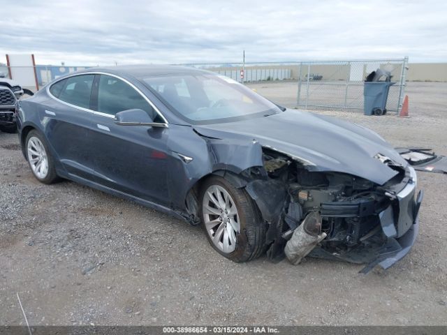 Photo 0 VIN: 5YJSA1E25JF275467 - TESLA MODEL S 