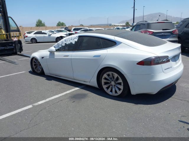 Photo 2 VIN: 5YJSA1E25JF281110 - TESLA MODEL S 