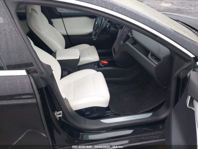 Photo 4 VIN: 5YJSA1E25KF307013 - TESLA MODEL S 