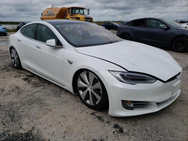 Photo 0 VIN: 5YJSA1E25MF425940 - TESLA MODEL S 