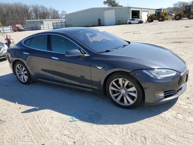 Photo 3 VIN: 5YJSA1E26FF111667 - TESLA MODEL S 