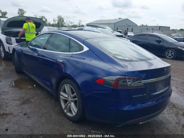 Photo 2 VIN: 5YJSA1E26GF123268 - TESLA MODEL S 