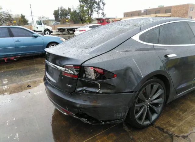 Photo 5 VIN: 5YJSA1E26GF126641 - TESLA MODEL S 