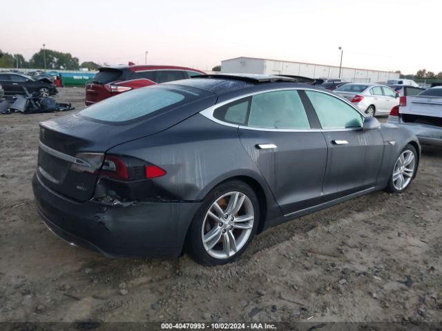 Photo 3 VIN: 5YJSA1E26GF130186 - TESLA MODEL S 