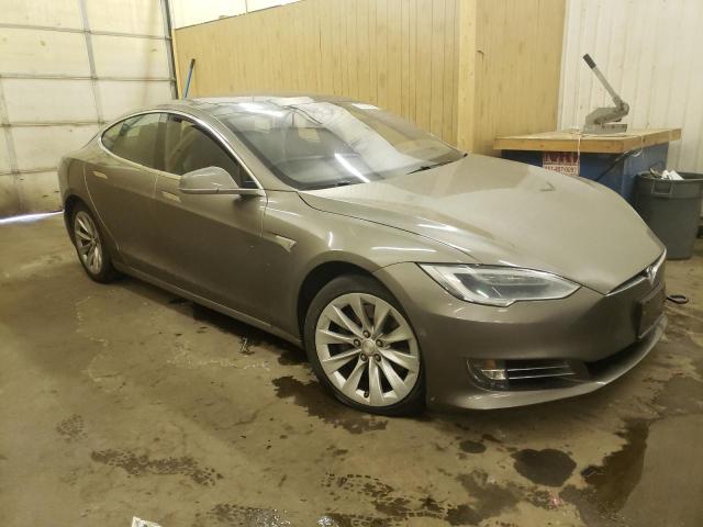 Photo 3 VIN: 5YJSA1E26GF142726 - TESLA MODEL S 