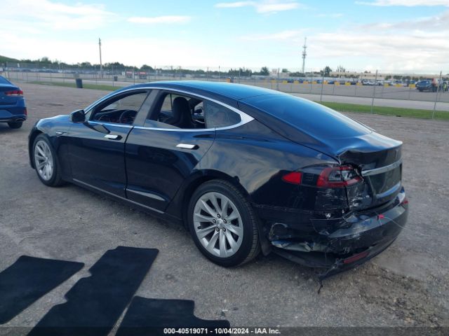 Photo 2 VIN: 5YJSA1E26GF144816 - TESLA MODEL S 