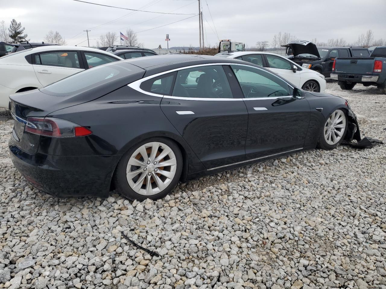 Photo 2 VIN: 5YJSA1E26GF175791 - TESLA MODEL S 