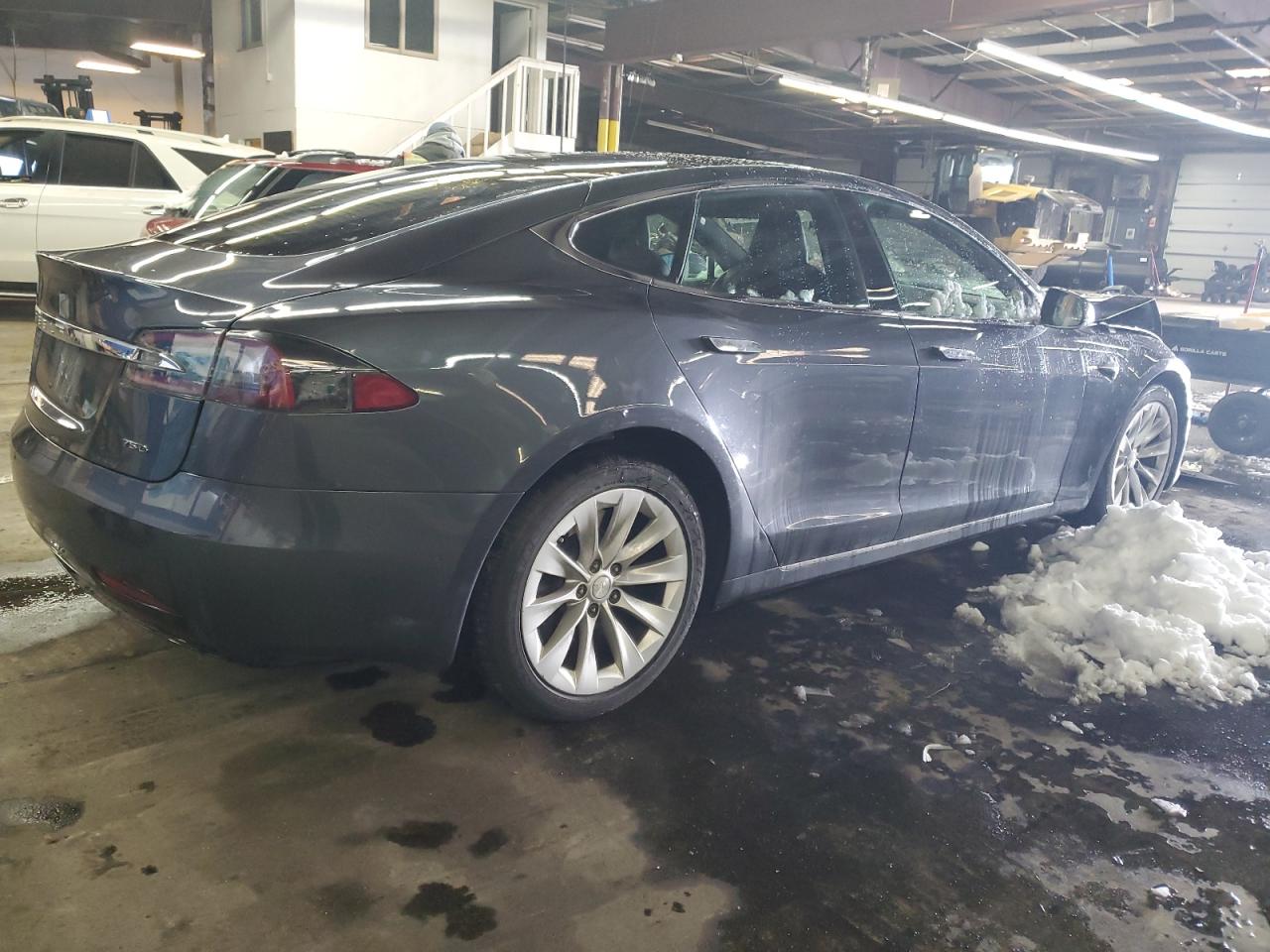 Photo 2 VIN: 5YJSA1E26HF192348 - TESLA MODEL S 