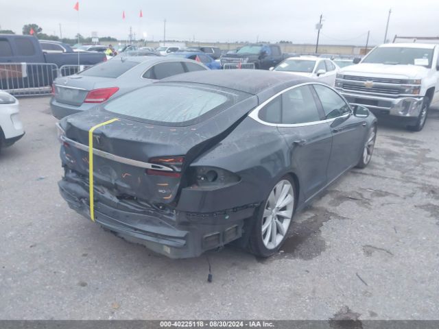 Photo 3 VIN: 5YJSA1E26HF202201 - TESLA MODEL S 