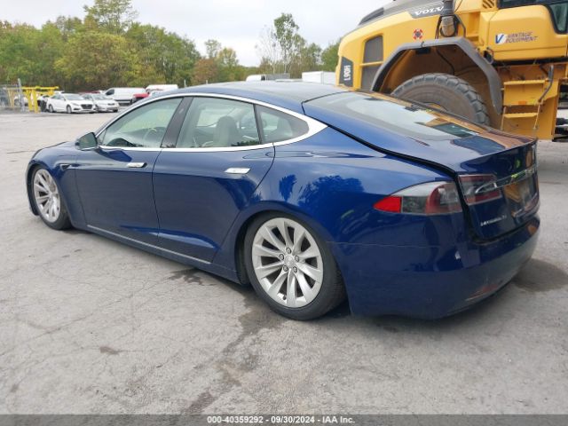 Photo 2 VIN: 5YJSA1E26HF205566 - TESLA MODEL S 