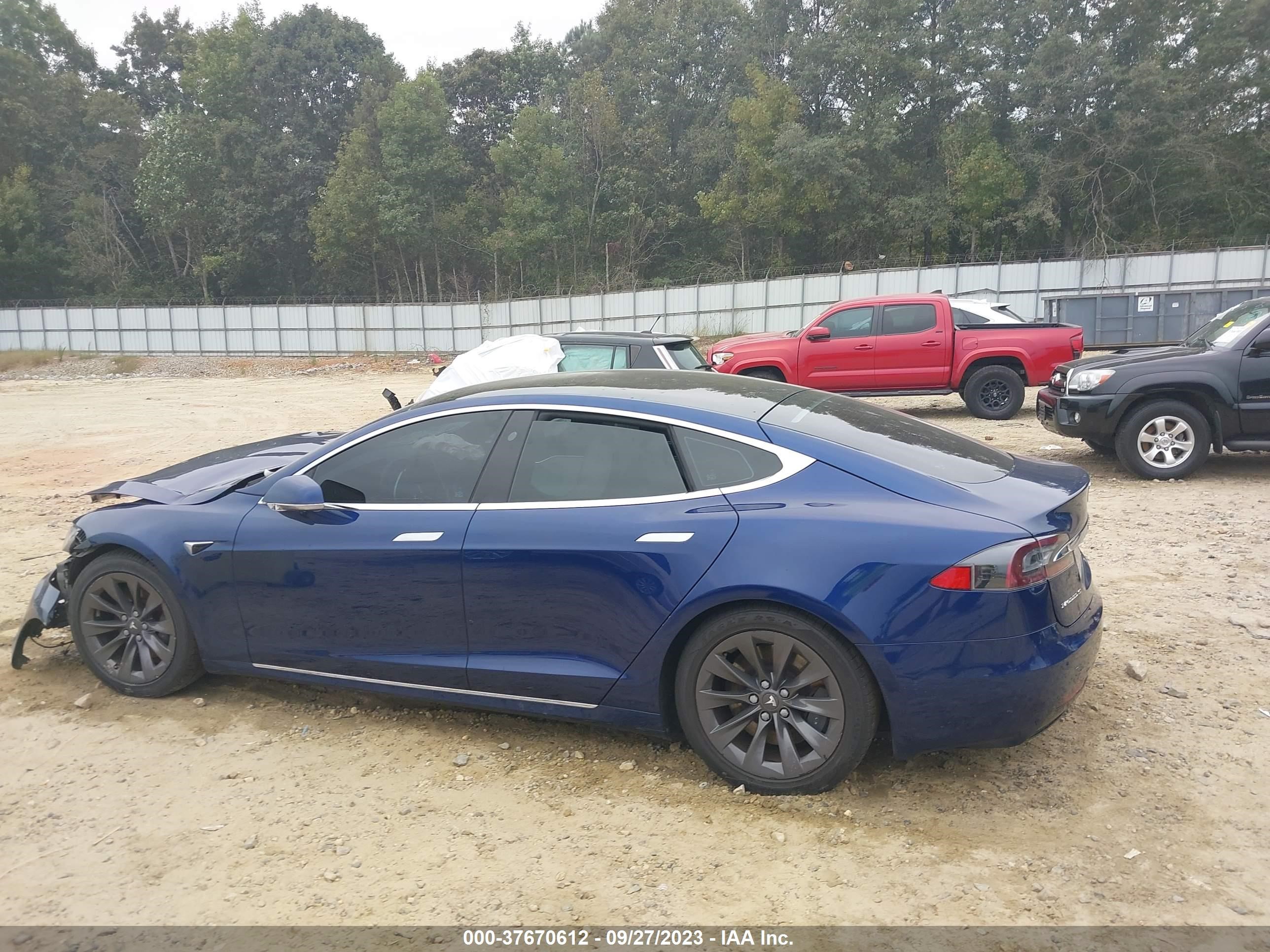 Photo 12 VIN: 5YJSA1E26HF232170 - TESLA MODEL S 