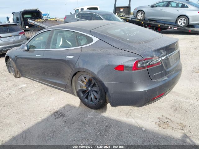 Photo 2 VIN: 5YJSA1E26JF283979 - TESLA MODEL S 