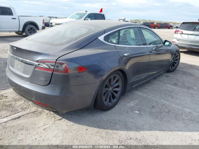 Photo 3 VIN: 5YJSA1E26JF283979 - TESLA MODEL S 