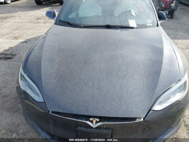 Photo 9 VIN: 5YJSA1E26JF283979 - TESLA MODEL S 