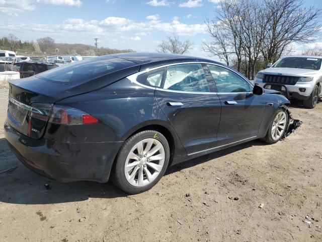 Photo 2 VIN: 5YJSA1E26JF284789 - TESLA MODEL S 