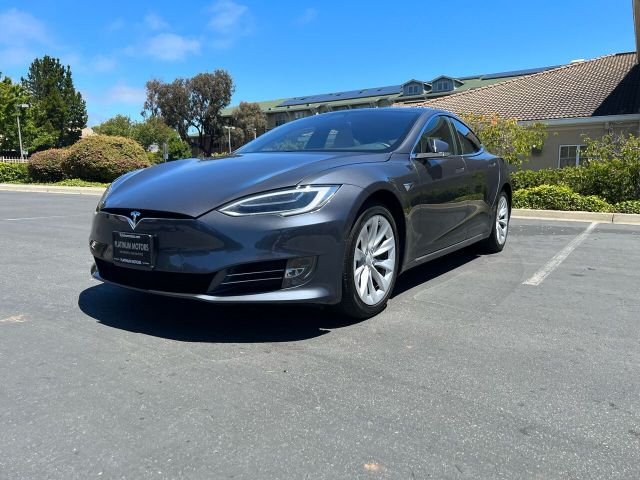 Photo 2 VIN: 5YJSA1E26KF335855 - TESLA MODEL S 