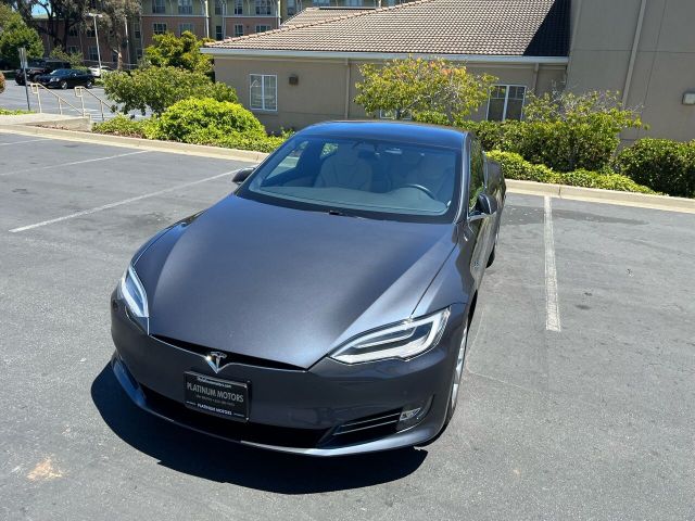 Photo 8 VIN: 5YJSA1E26KF335855 - TESLA MODEL S 