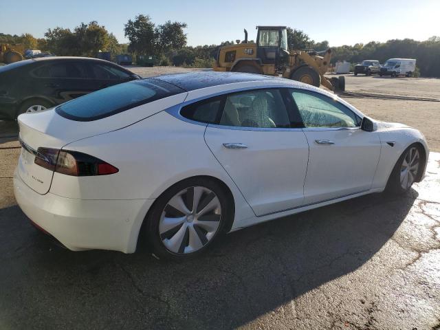 Photo 2 VIN: 5YJSA1E26MF423520 - TESLA MODEL S 