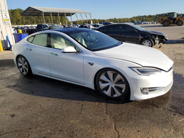 Photo 3 VIN: 5YJSA1E26MF423520 - TESLA MODEL S 