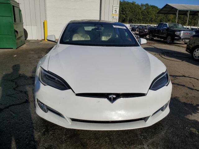 Photo 4 VIN: 5YJSA1E26MF423520 - TESLA MODEL S 