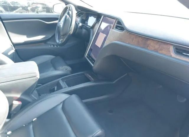 Photo 4 VIN: 5YJSA1E26MF427051 - TESLA MODEL S 