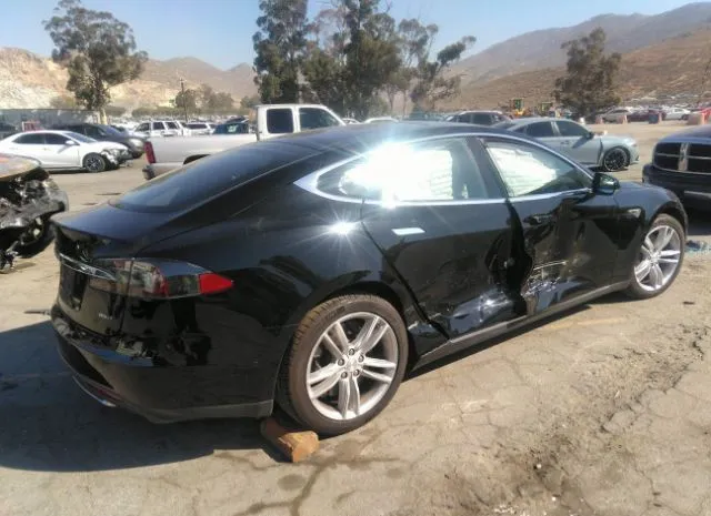 Photo 3 VIN: 5YJSA1E27FF102184 - TESLA MODEL S 