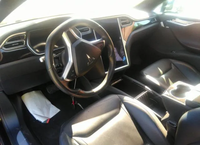 Photo 4 VIN: 5YJSA1E27FF102184 - TESLA MODEL S 