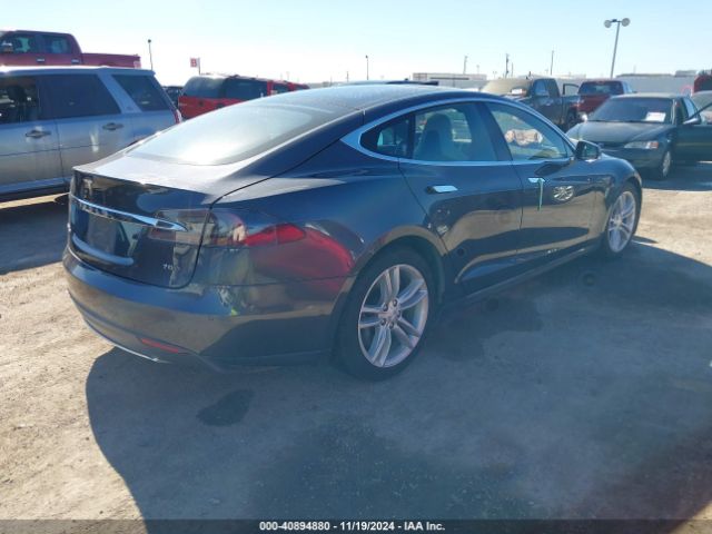 Photo 3 VIN: 5YJSA1E27FF102525 - TESLA MODEL S 