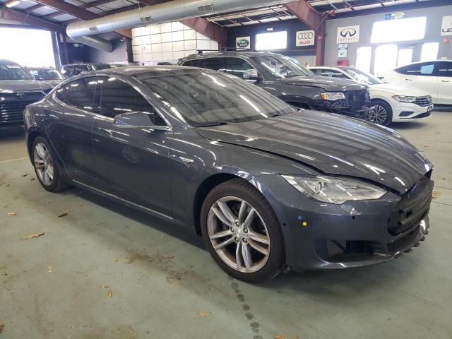 Photo 3 VIN: 5YJSA1E27FF113993 - TESLA MODEL S 