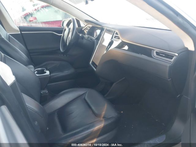 Photo 4 VIN: 5YJSA1E27FF114657 - TESLA MODEL S 