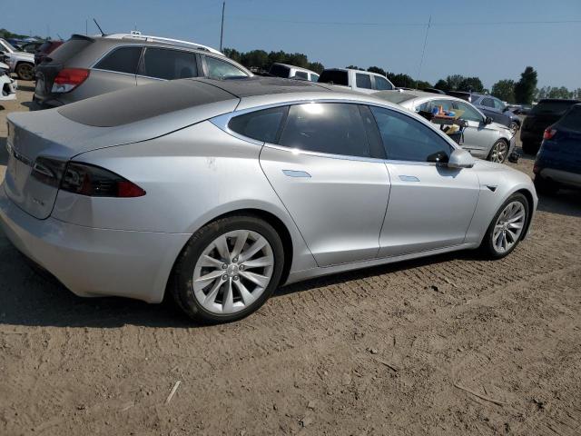 Photo 2 VIN: 5YJSA1E27HF185120 - TESLA MODEL S 