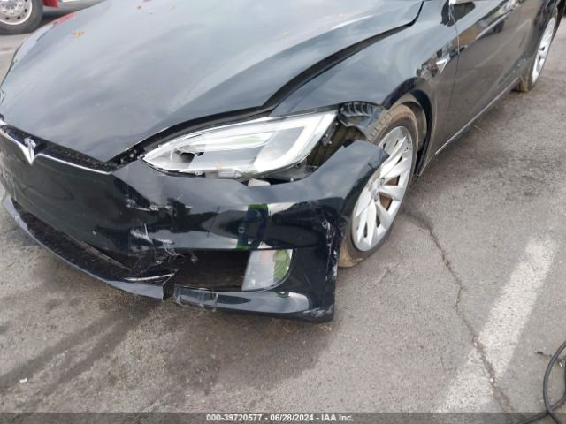 Photo 5 VIN: 5YJSA1E27HF186509 - TESLA MODEL S 