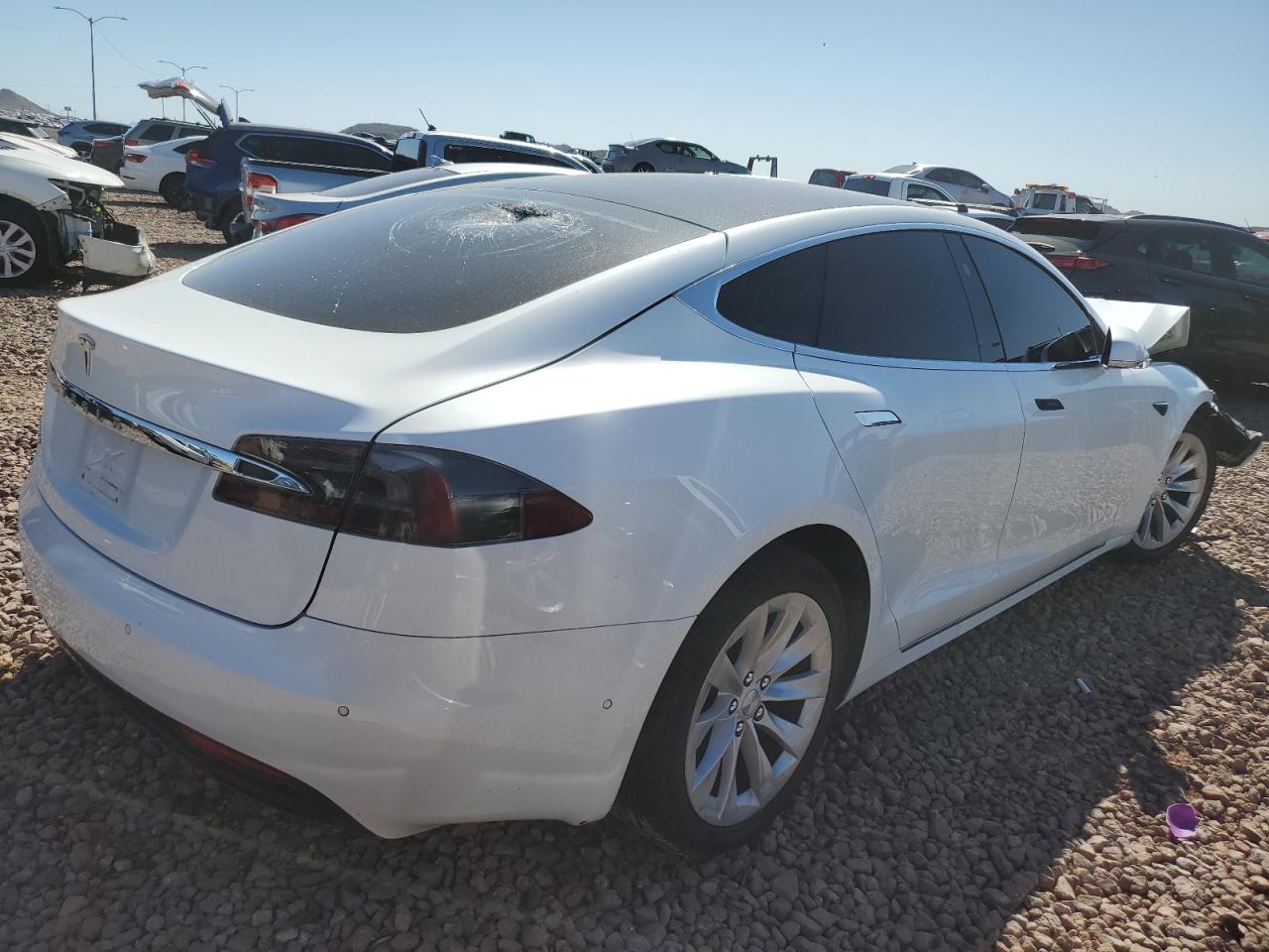 Photo 2 VIN: 5YJSA1E27HF190446 - TESLA MODEL S 