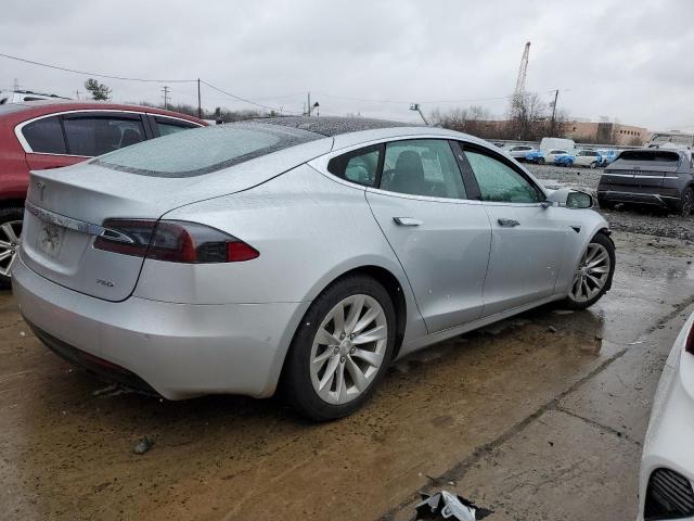 Photo 2 VIN: 5YJSA1E27HF190477 - TESLA MODEL S 