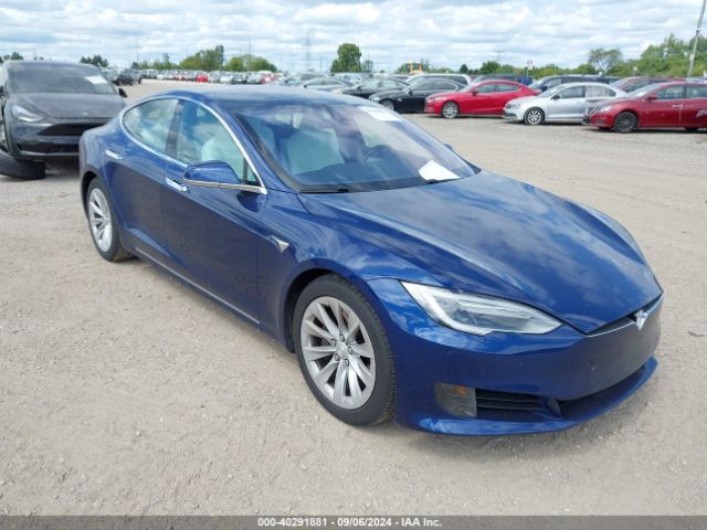 Photo 0 VIN: 5YJSA1E27HF210856 - TESLA MODEL S 