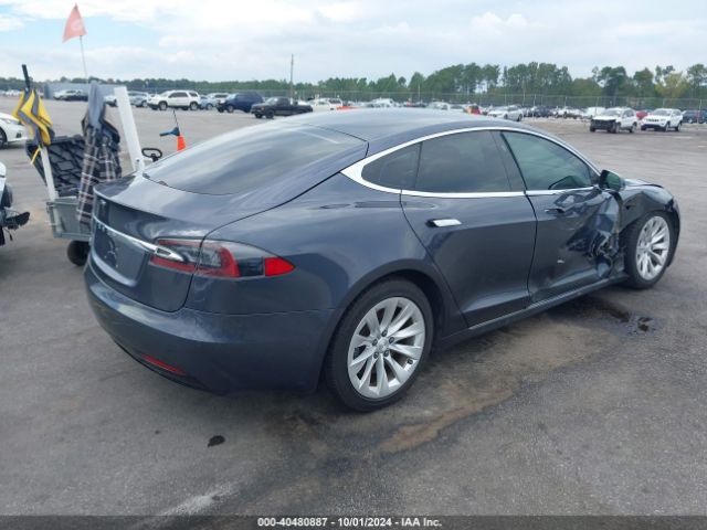 Photo 3 VIN: 5YJSA1E27HF230606 - TESLA MODEL S 