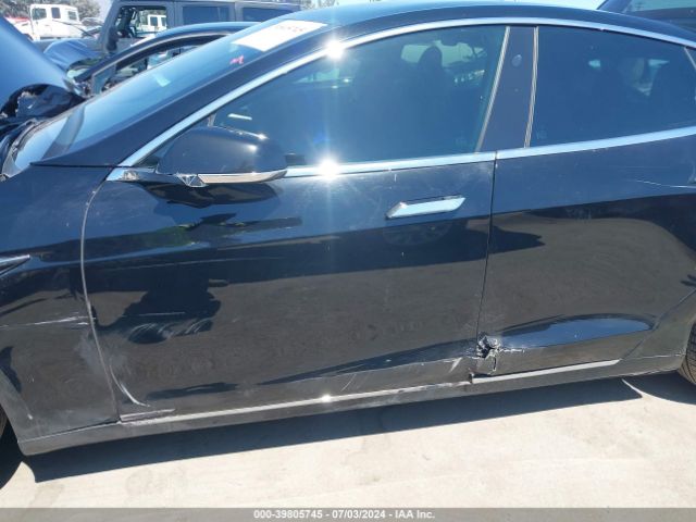 Photo 5 VIN: 5YJSA1E27JF248688 - TESLA MODEL S 