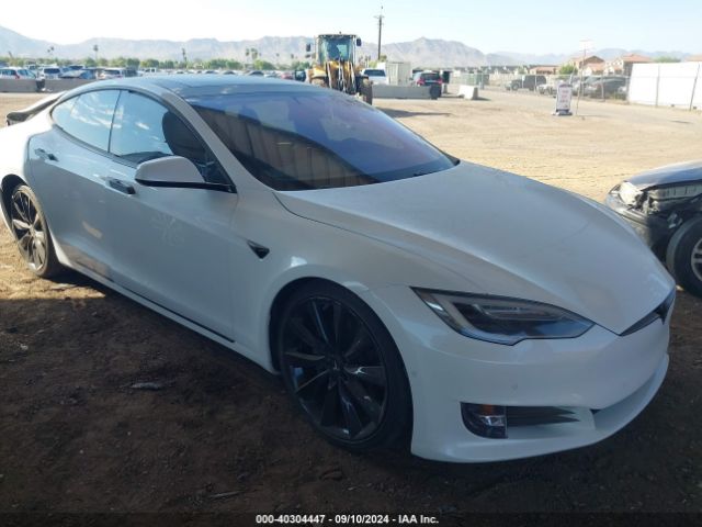 Photo 0 VIN: 5YJSA1E27JF249744 - TESLA MODEL S 