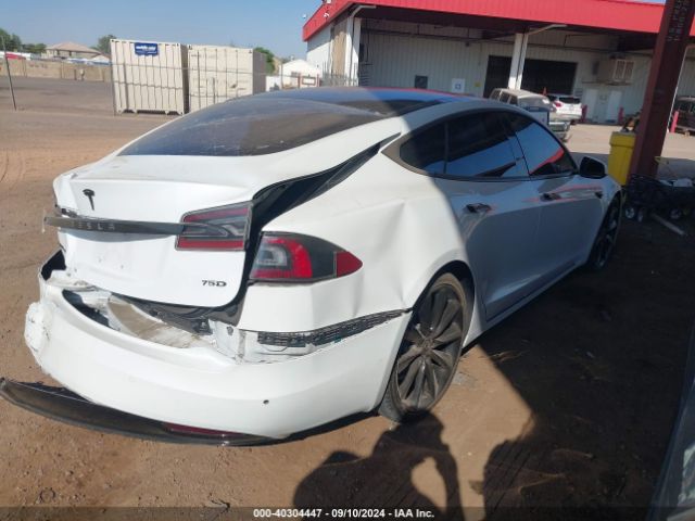 Photo 3 VIN: 5YJSA1E27JF249744 - TESLA MODEL S 