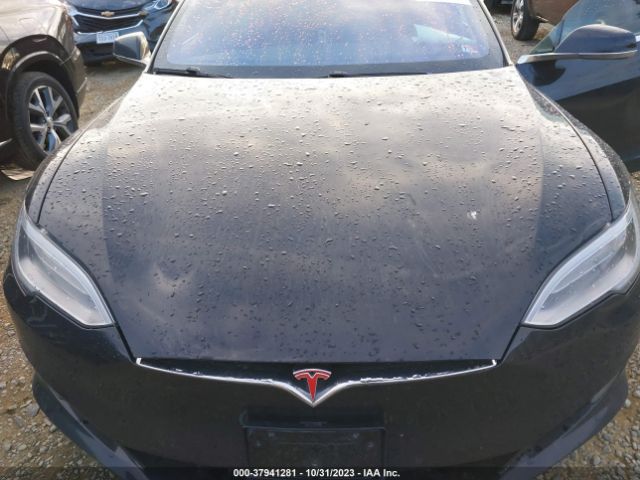 Photo 9 VIN: 5YJSA1E27JF260176 - TESLA MODEL S 